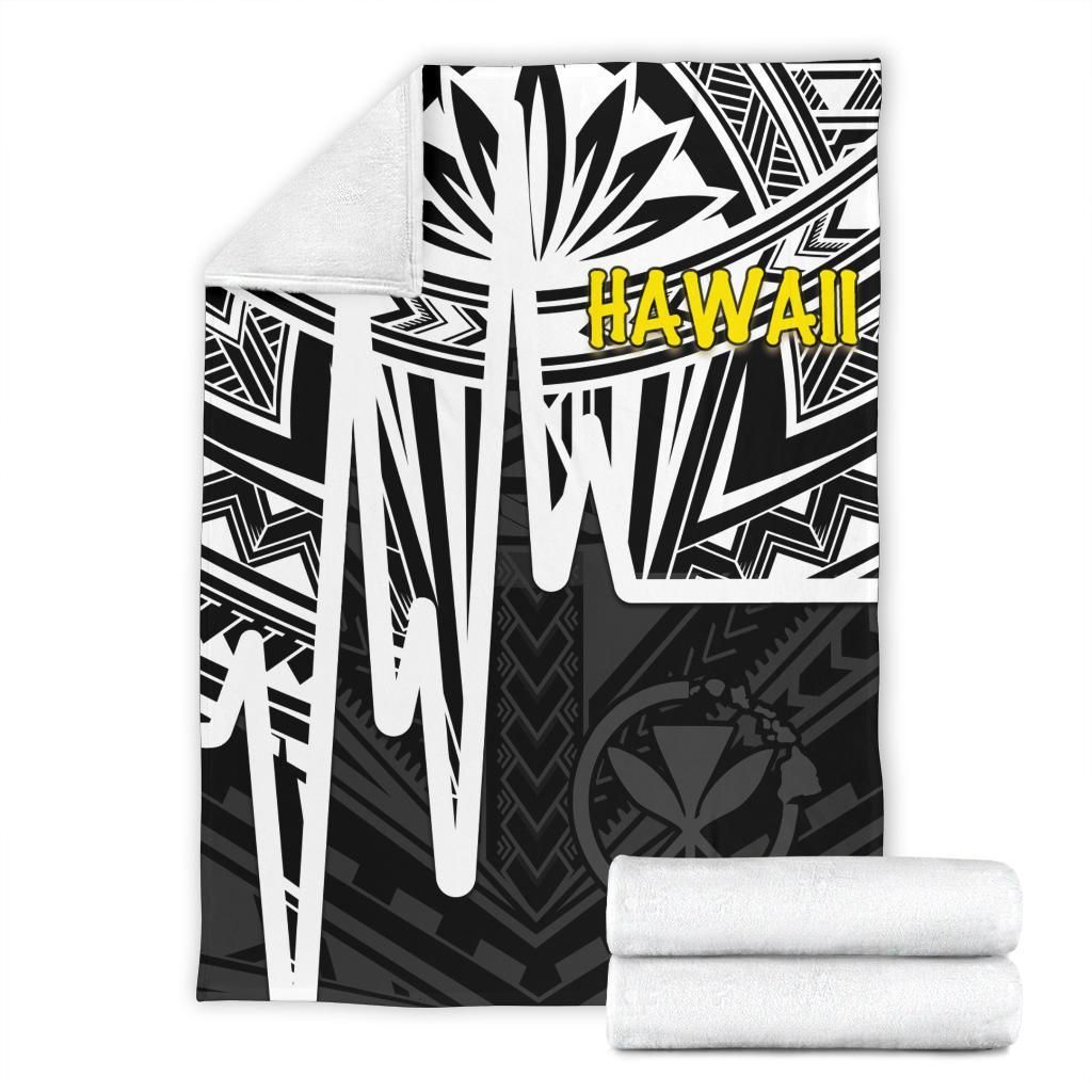 Hawaii Premium Blanket - Kanaka Maoli With Polynesian Pattern In Heartbeat Style (Black,White)-Myprintsy