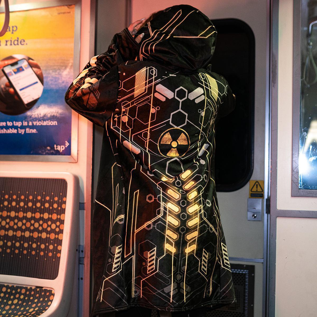 Atomic Cloak