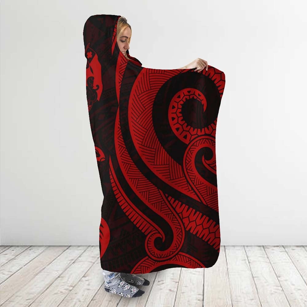 Tonga Hooded Blanket - Red Tentacle Turtle