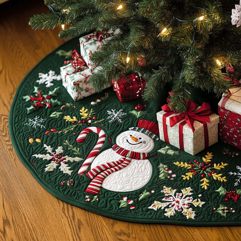 Crimson Cheer Quilted Christmas Tree Skirt VTQ-Myprintsy