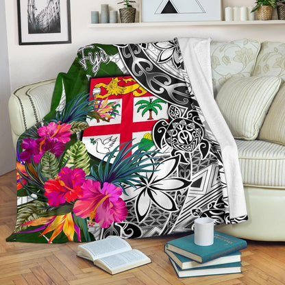 Fiji Premium Blanket White - Turtle Plumeria Banana Leaf-Myprintsy