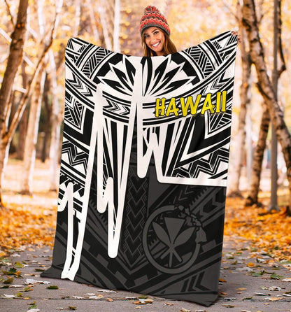 Hawaii Premium Blanket - Kanaka Maoli With Polynesian Pattern In Heartbeat Style (Black,White)-Myprintsy