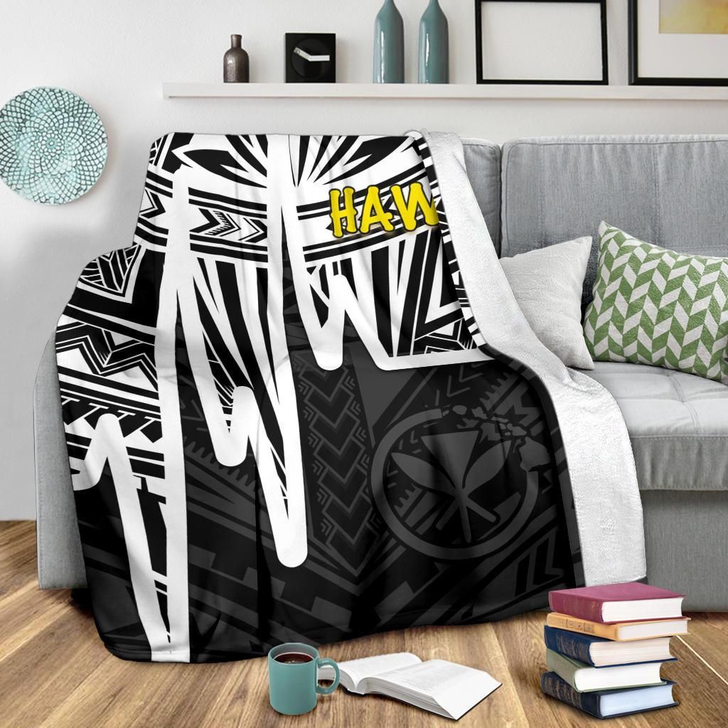 Hawaii Premium Blanket - Kanaka Maoli With Polynesian Pattern In Heartbeat Style (Black,White)-Myprintsy