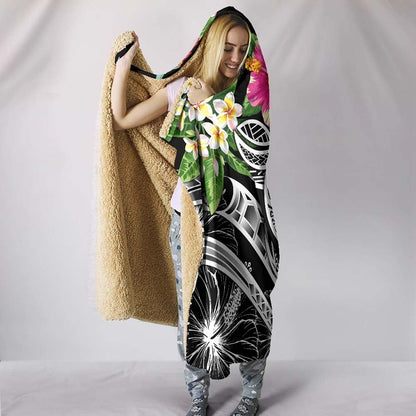 Polynesian American Samoa Hooded Blanket - Summer Plumeria (Black)-Myprintsy