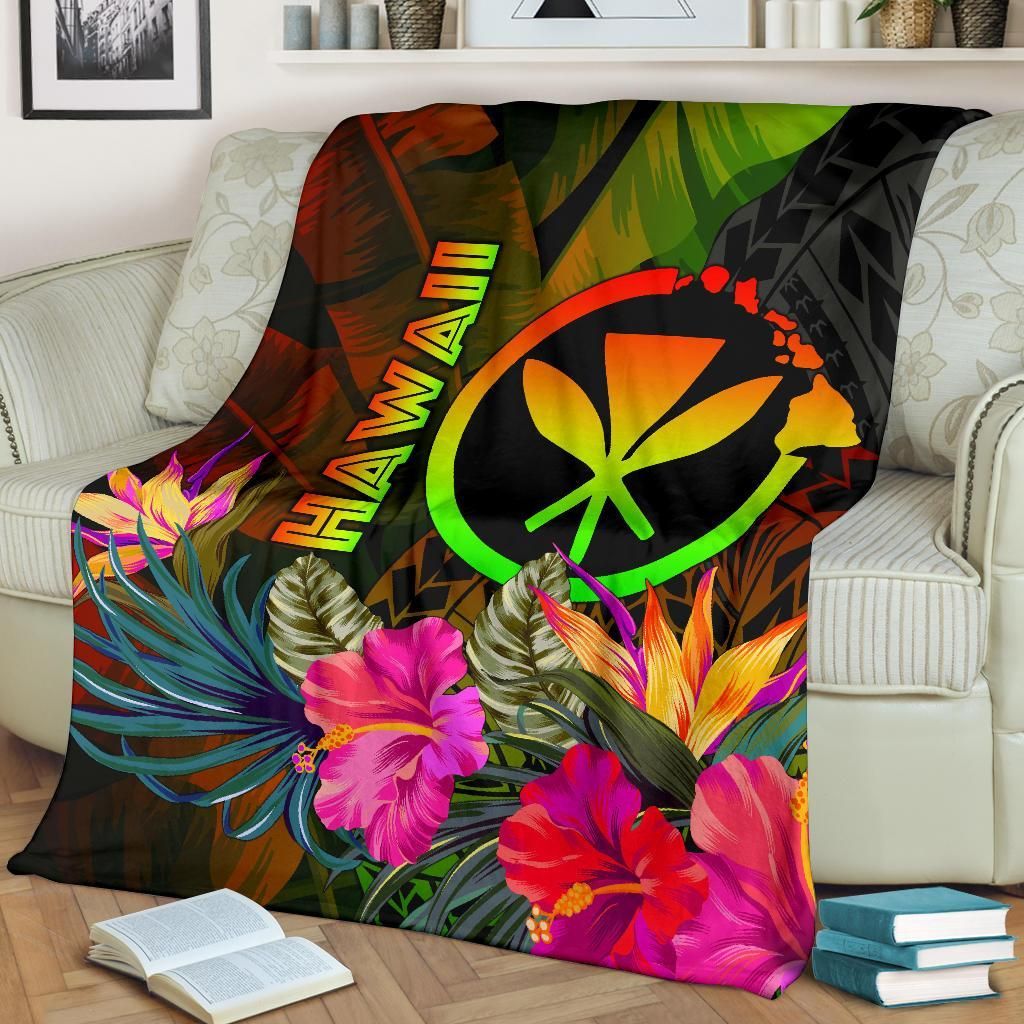 Polynesian Hawaii Kanaka Maoli Polynesian Premium Blanket - Hibiscus and Banana Leaves-Myprintsy