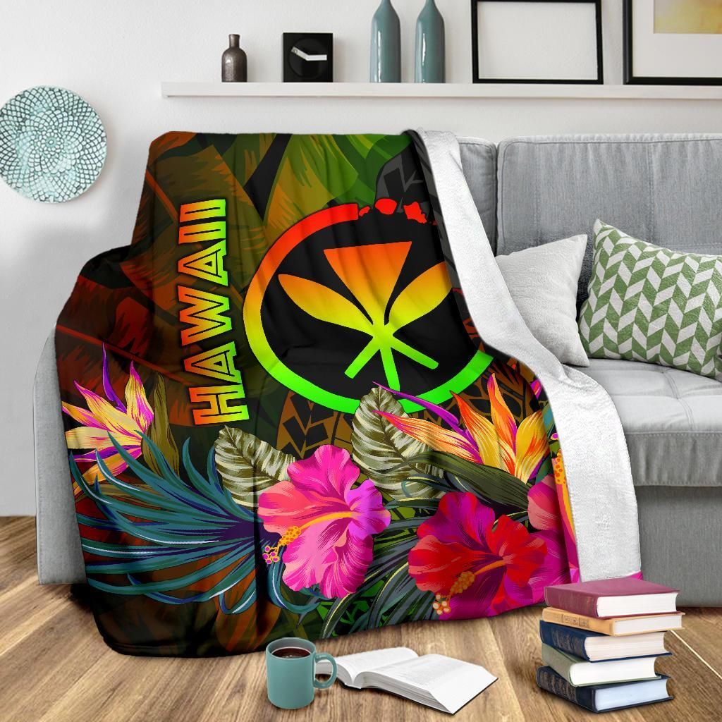 Polynesian Hawaii Kanaka Maoli Polynesian Premium Blanket - Hibiscus and Banana Leaves-Myprintsy