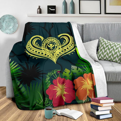Polynesian Hawaii Kanaka Maoli Premium Blanket - Heart with Hibiscus-Myprintsy