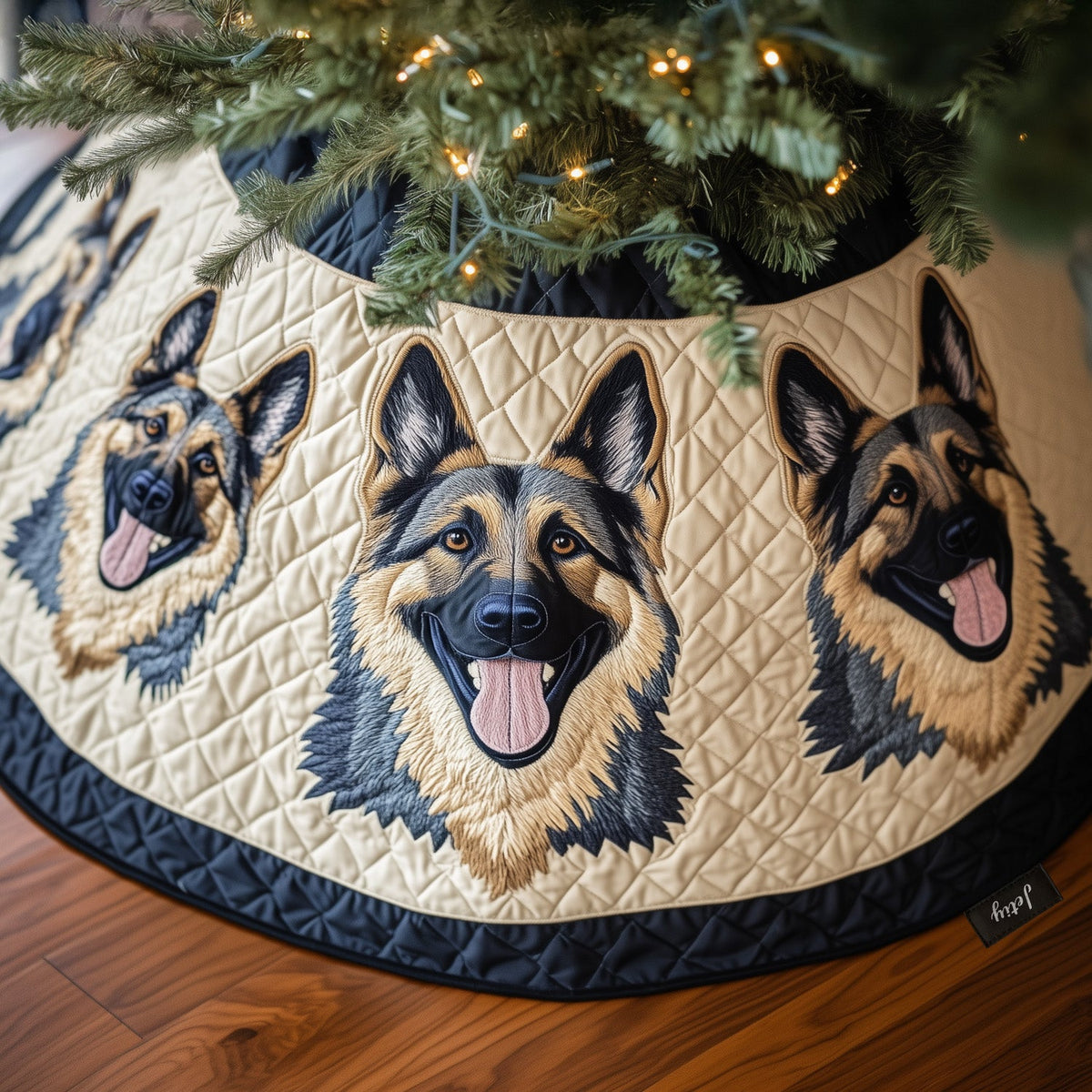 Shepherd Gathering Quilted Christmas Tree Skirt VTQ-Myprintsy