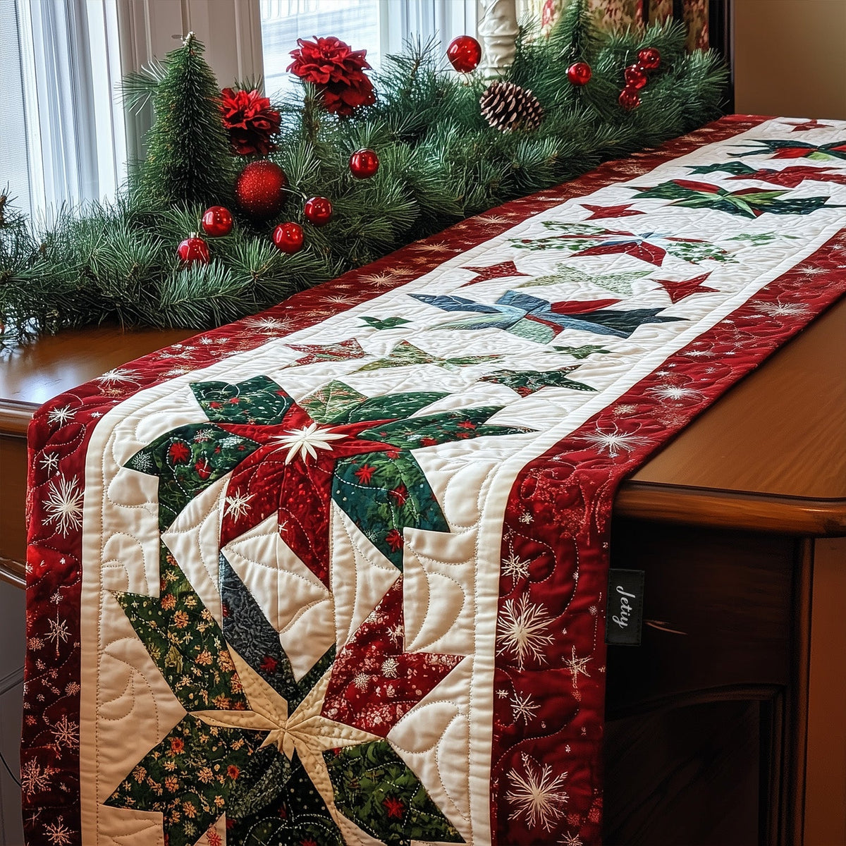 Twinkling Tidings Quilted Table Runner VTQ-Myprintsy