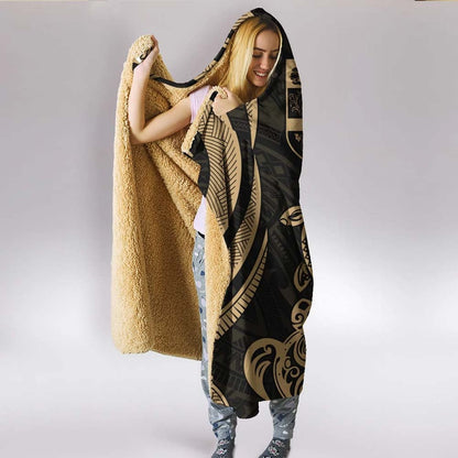 Fiji Hooded Blanket - Gold Tentacle Turtle