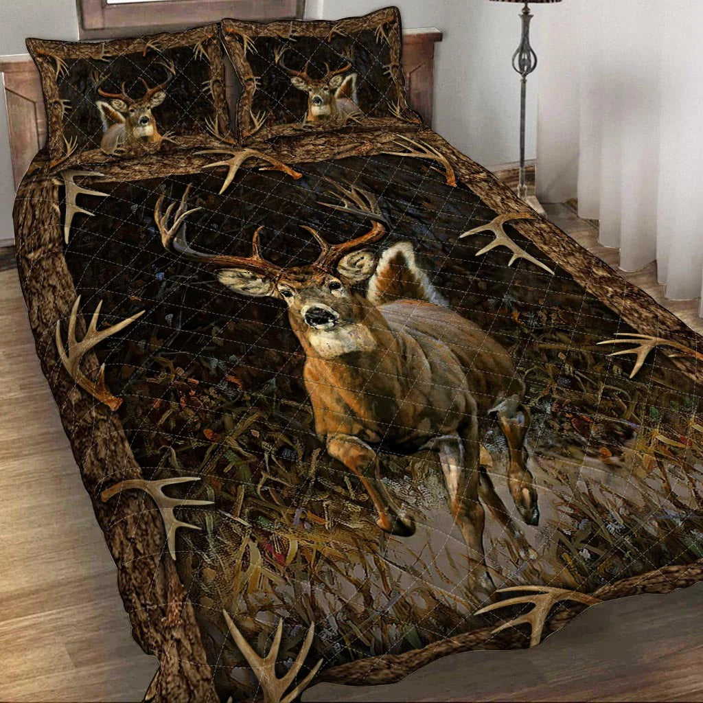 Deer Hunting Quilt Set - Gift For Deer Lovers, Christmas