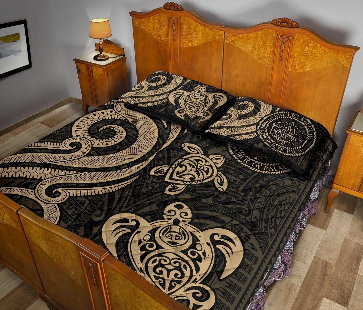 Palau Quilt Bed Set - Gold Tentacle Turtle
