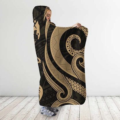 Tonga Hooded Blanket - Gold Tentacle Turtle