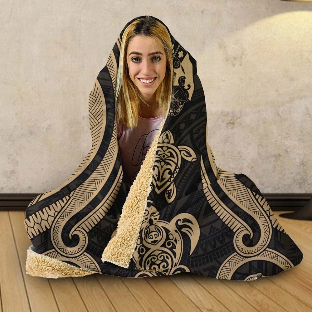 Tonga Hooded Blanket - Gold Tentacle Turtle