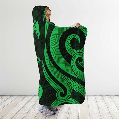 Tonga Hooded Blanket - Green Tentacle Turtle